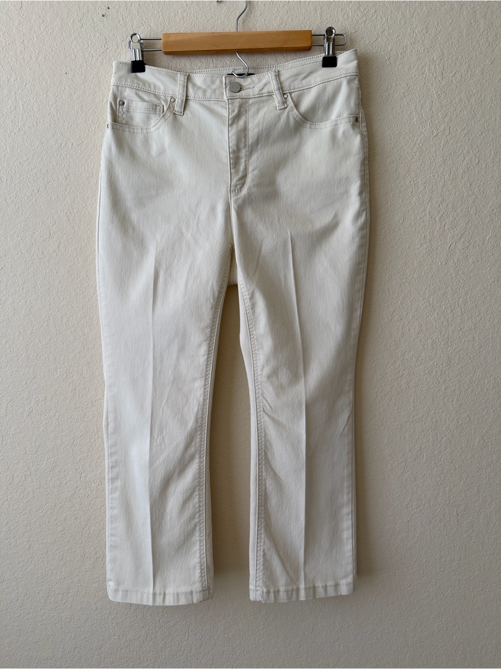 Jones New York Cream Straight-Leg Jeans